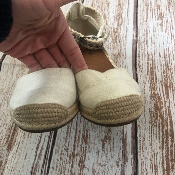 Sperry Sandals Size 6.5 - Picture 5 of 13